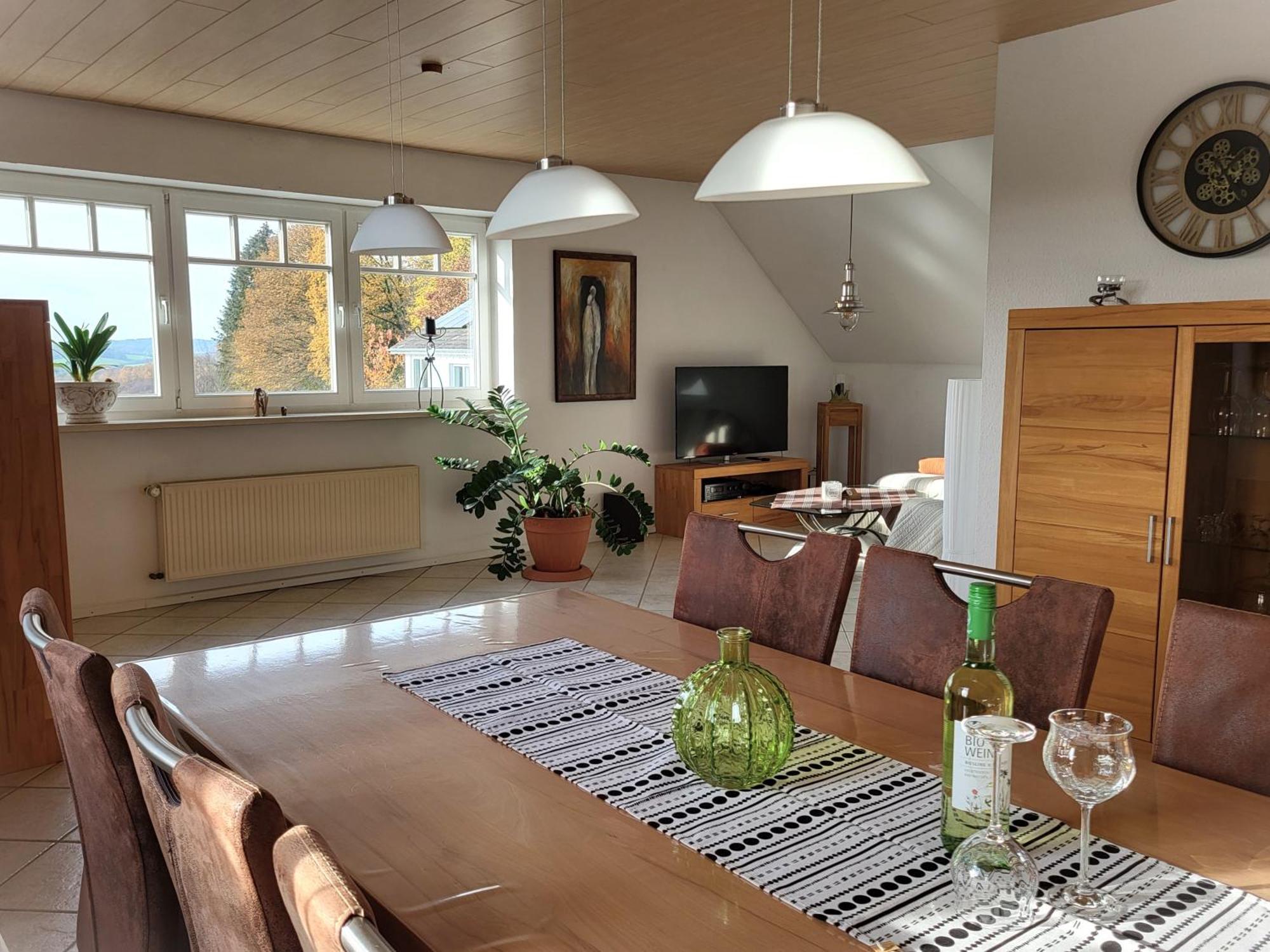 Ferienwohnung Falkenhof 林德拉 外观 照片